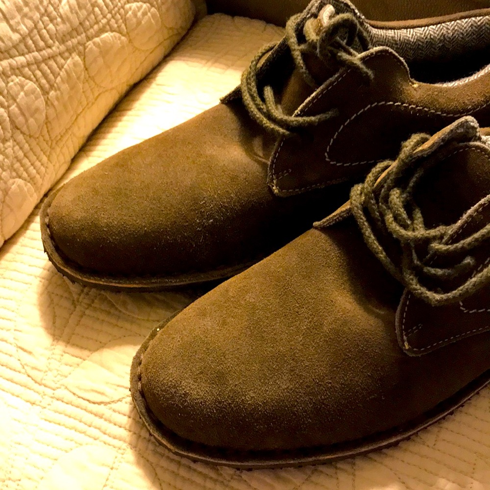 Slightly used Suede oxfords